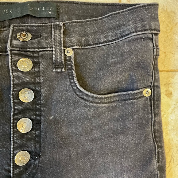 Veronica Beard Beverly 10” High Rise Flare Leg Black Jeans, 5-Pocket, Size 27 - Picture 4 of 15